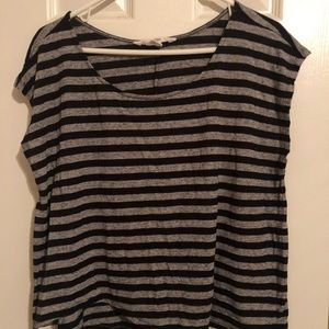 BCBG GENERATION BLACK AND GREY STRIPED TEE